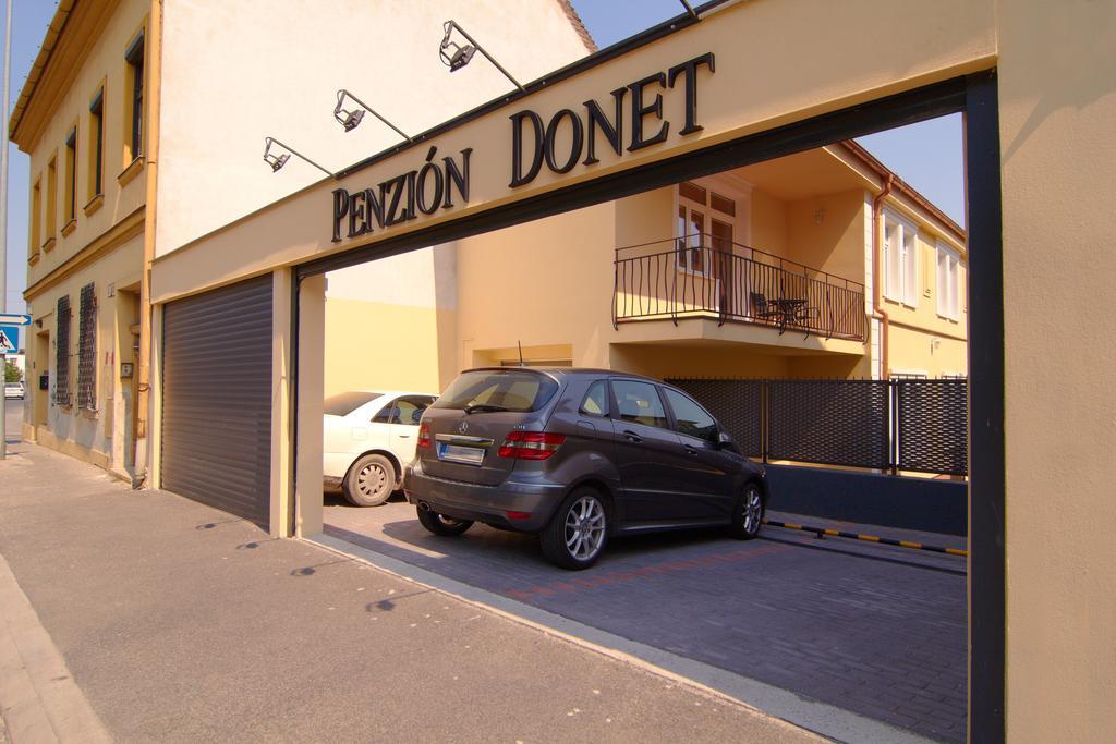 Penzión Donet Pressburg Exterior foto