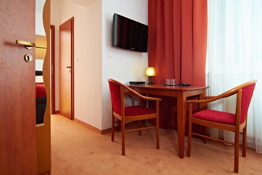 Penzión Donet Pressburg Zimmer foto